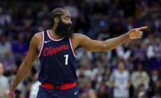 华体会娱乐-哈登因伤缺席两场比赛，火箭仍险胜爵士保持不败纪录