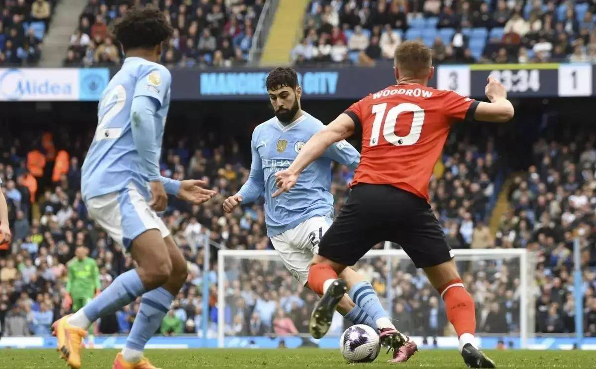 阵容中的秘密武器获得进球取得胜利的简单介绍