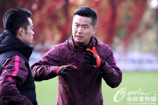 上港队击败辽宁宏运，稳住领先优势