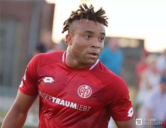 圣埃蒂安再胜一仗，保持稳定领先