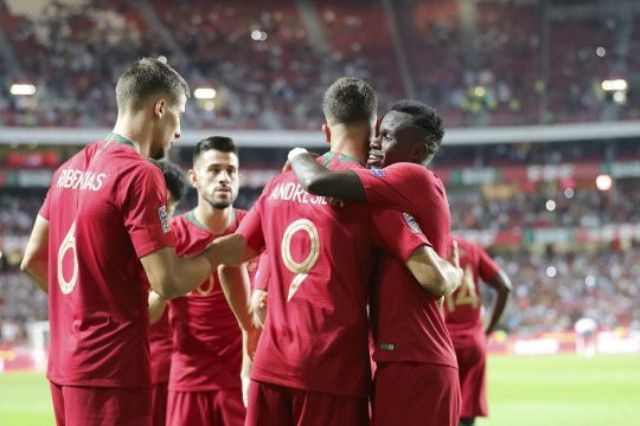 燃烧欧国联：希腊与罗马尼亚忆往事的简单介绍