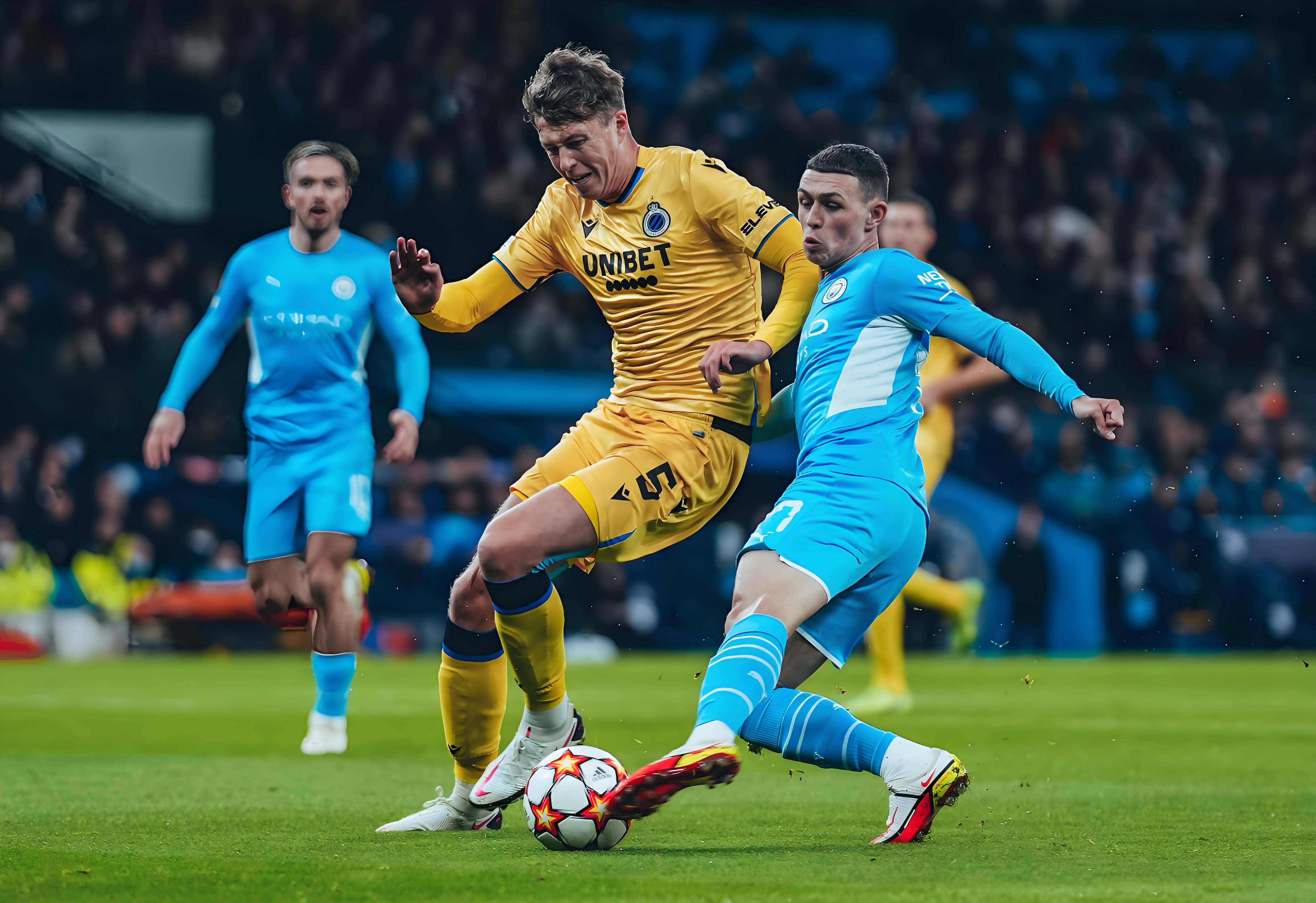 欧冠比赛中一位球星独造攻势