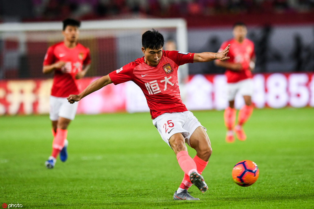 关于恒大主场迎战建业，冲击联赛榜首的信息